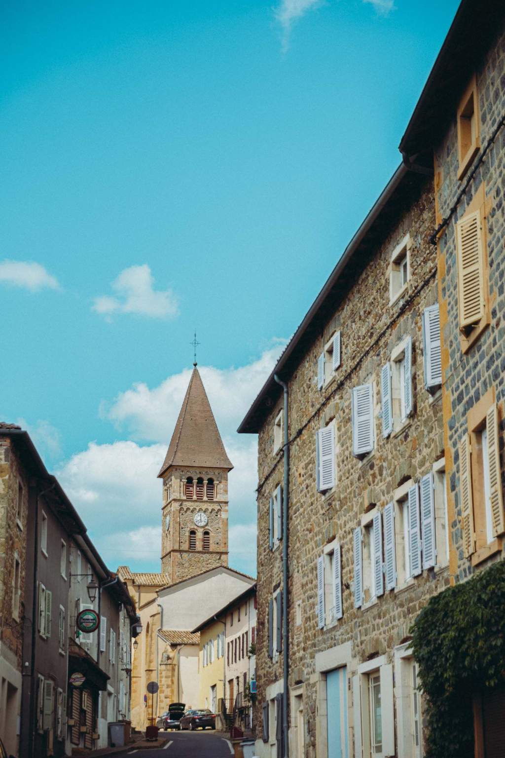 Tourisme Beaujolais · Auberge de Clochemerle Clochemerle